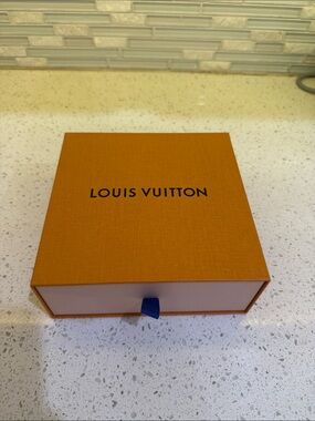 Louis Vuitton square box and dust bag
